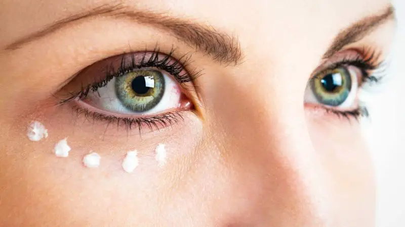 Can I use my face cream as an eye cream?