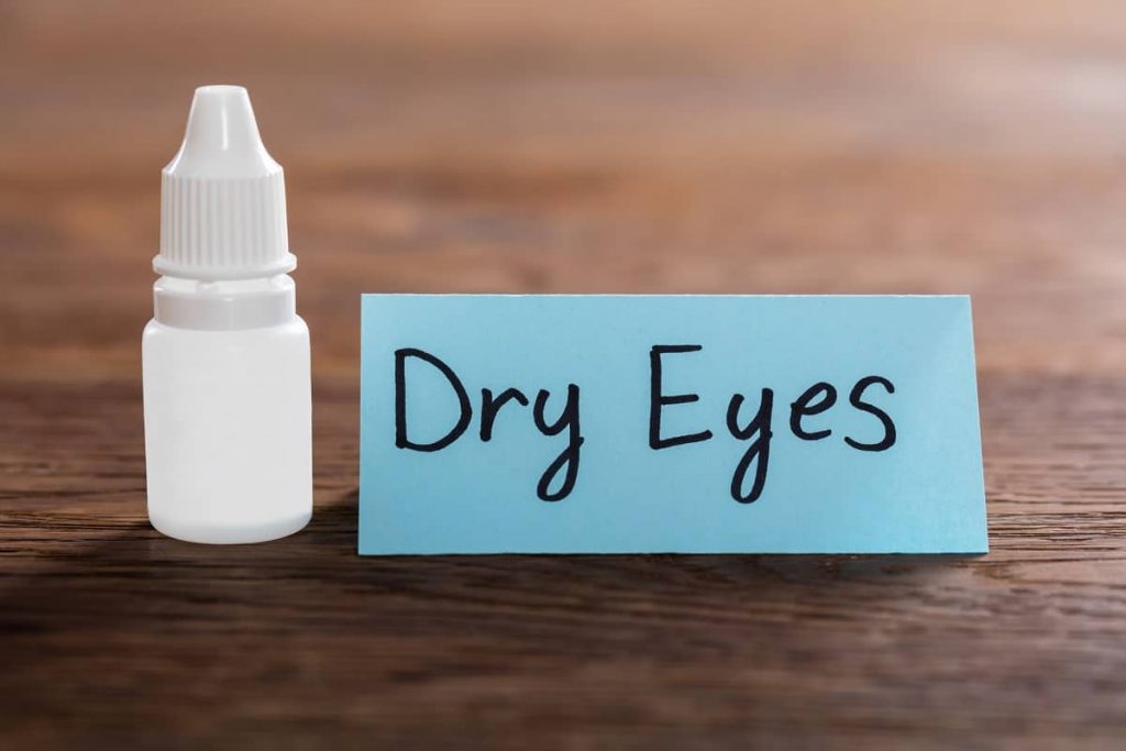 How to use eye gel for dry eyes?